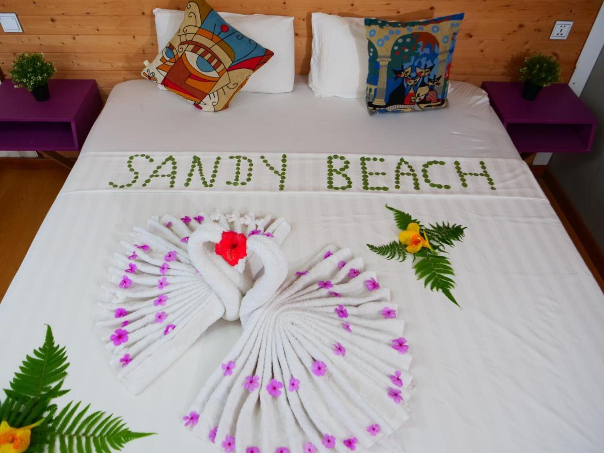 Sandy Beach Bungalows By Ehm كوه رونغ ساملوم المظهر الخارجي الصورة